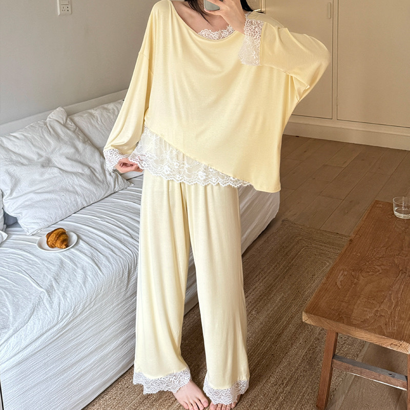 レースドレープリラックスルームウェア