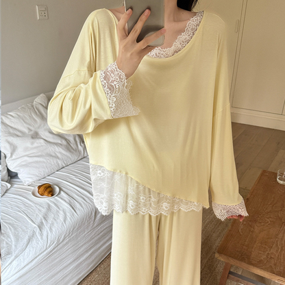 レースドレープリラックスルームウェア